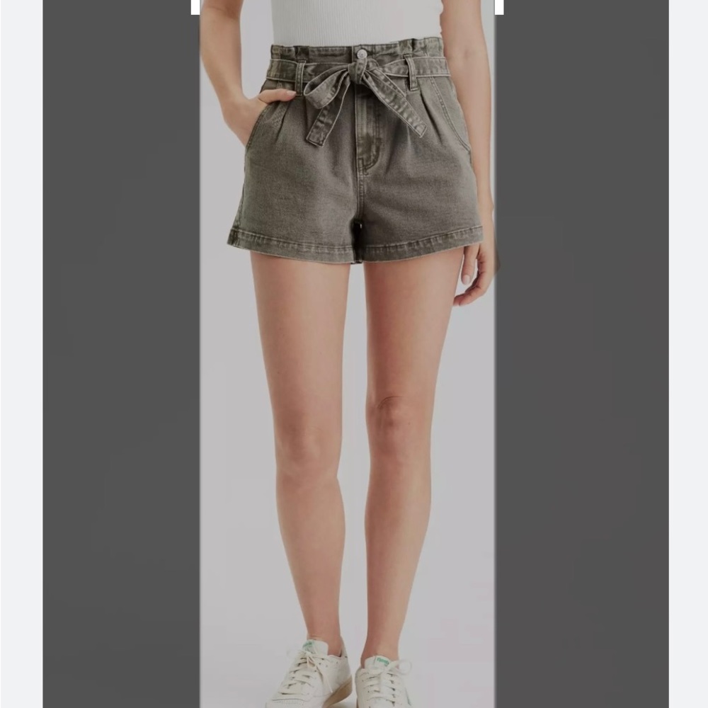 American Eagle Paper-bag shorts